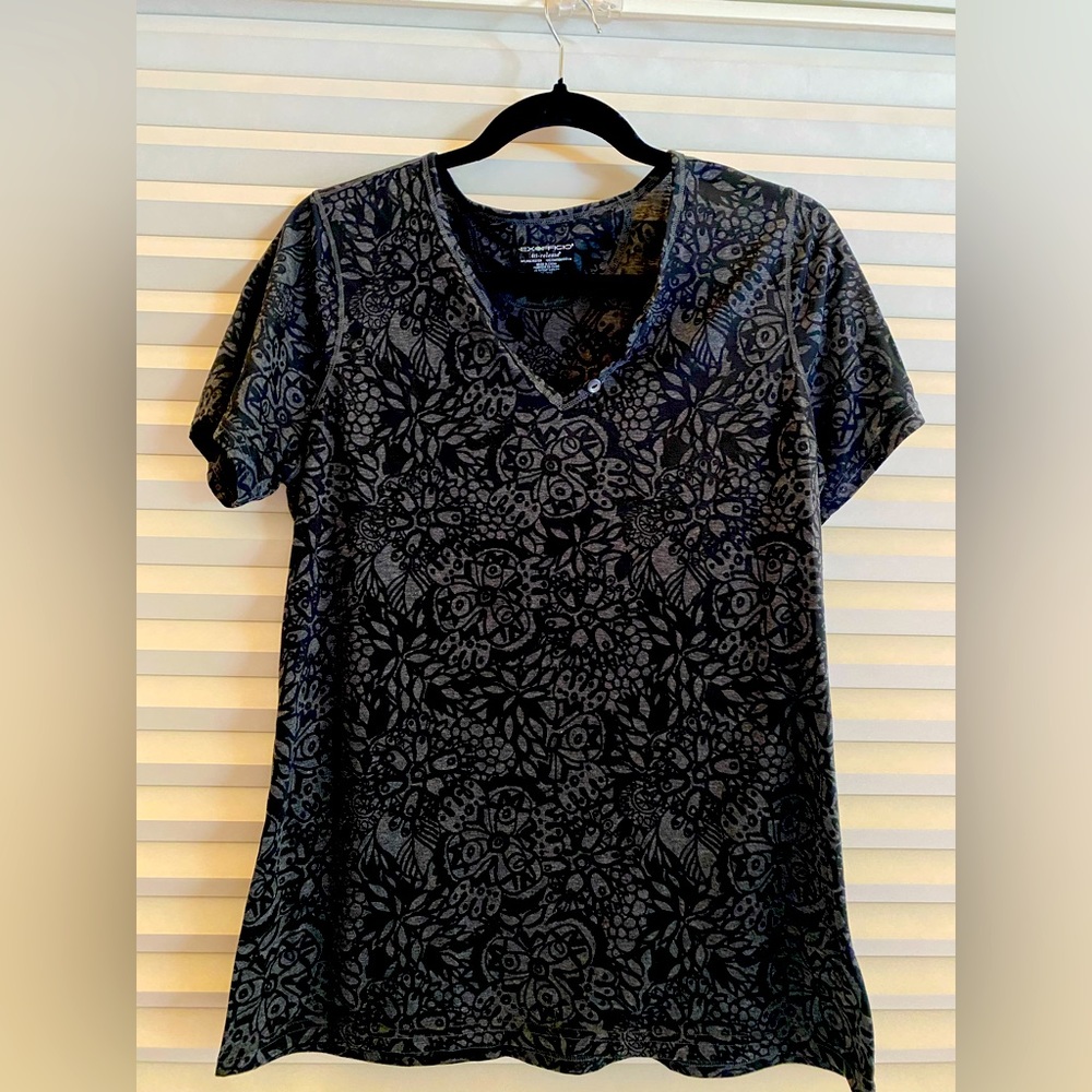 ExOfficio Dri Release womens short sleeve sport shirt. Size large